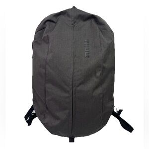 Thule Vea Backpack Daypack 17L Slim Profile Laptop Gray Green Interior 18x13x6”